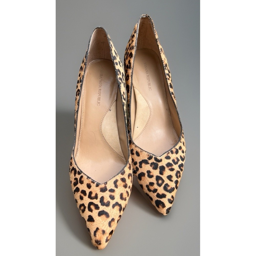 Banana Republic Genuine Calf Hair Shoesā Size 6.5 Leather Upper Perfect Heel